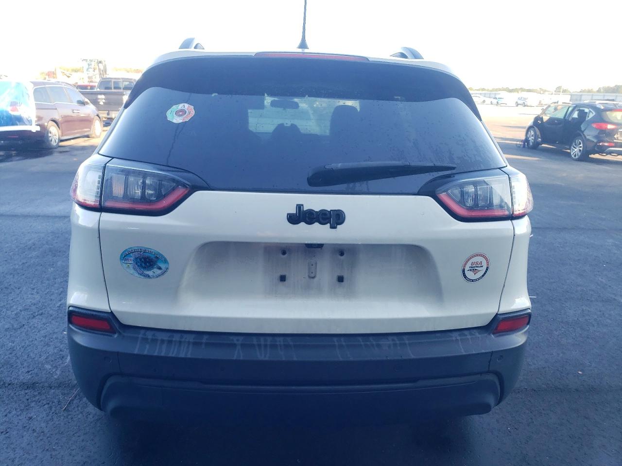 2019 JEEP CHEROKEE LATITUDE PLUS photo 6