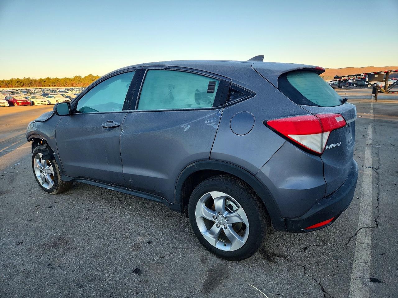 2021 HONDA HR-V LX photo 2