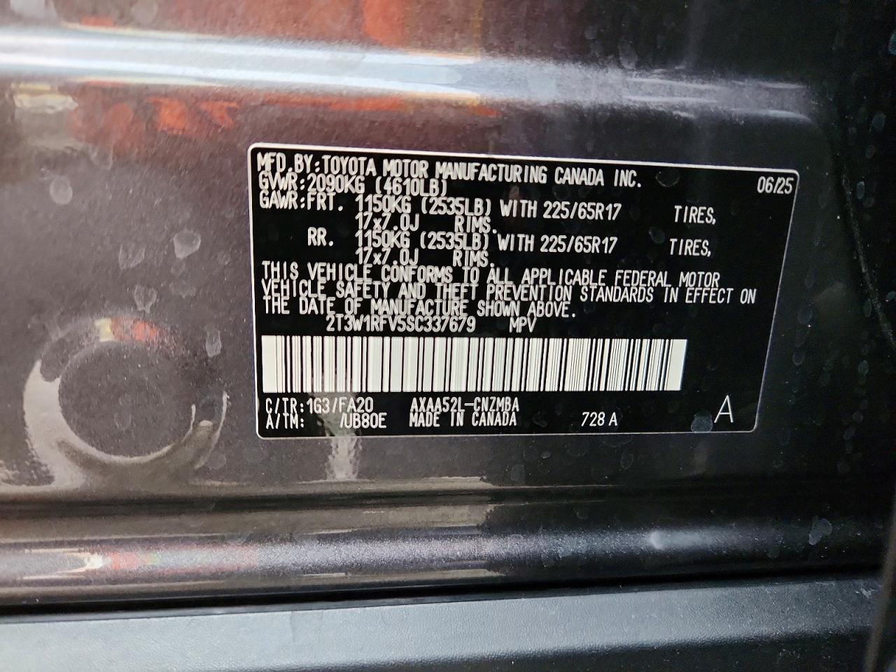2025 TOYOTA RAV4 XLE photo 13