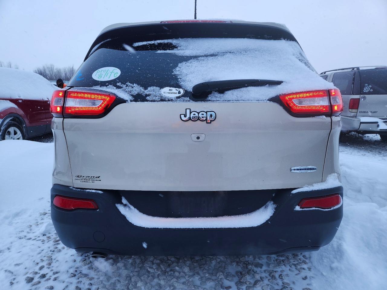 2015 JEEP CHEROKEE LATITUDE photo 11