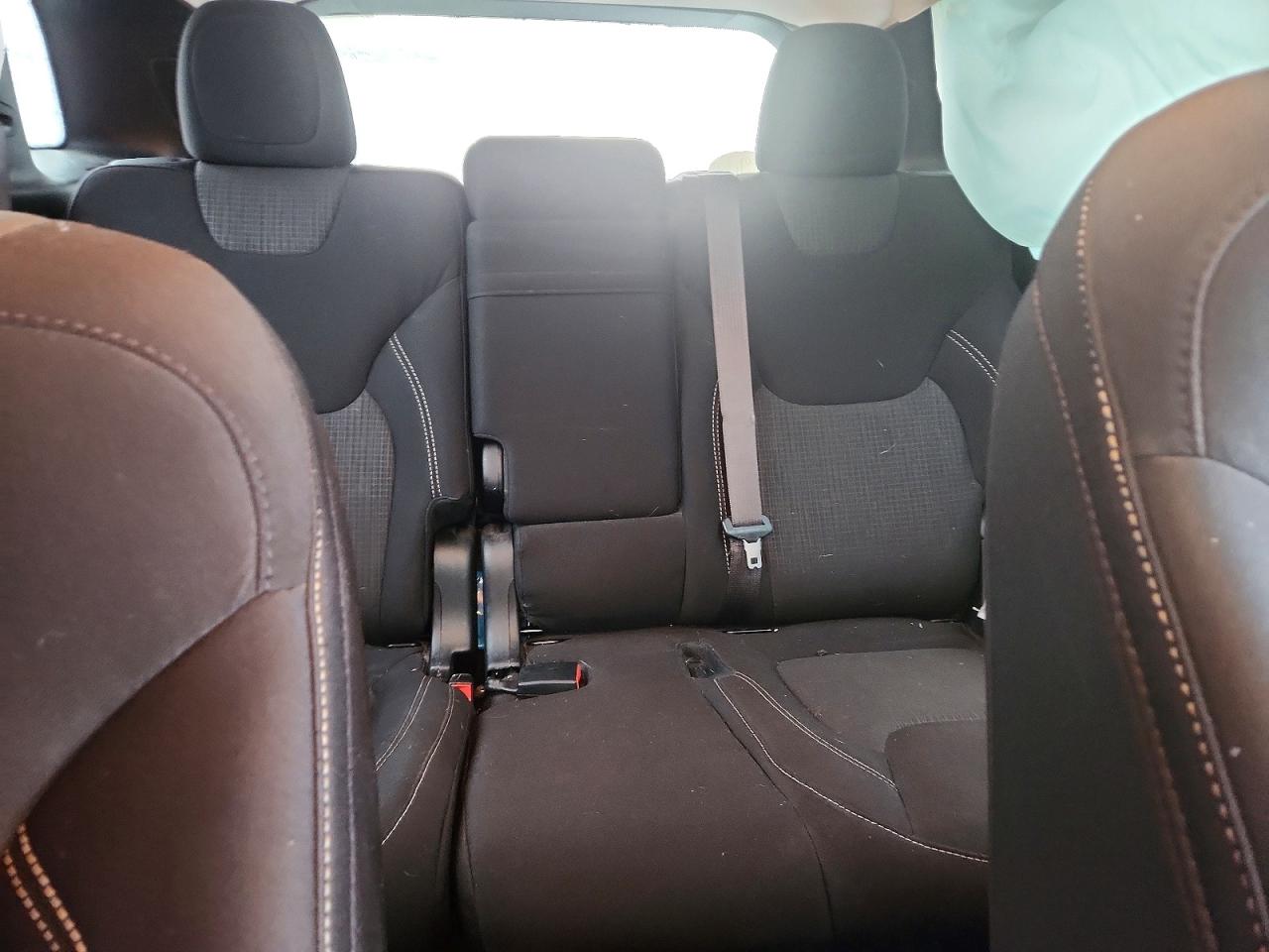 2015 JEEP CHEROKEE LATITUDE photo 19