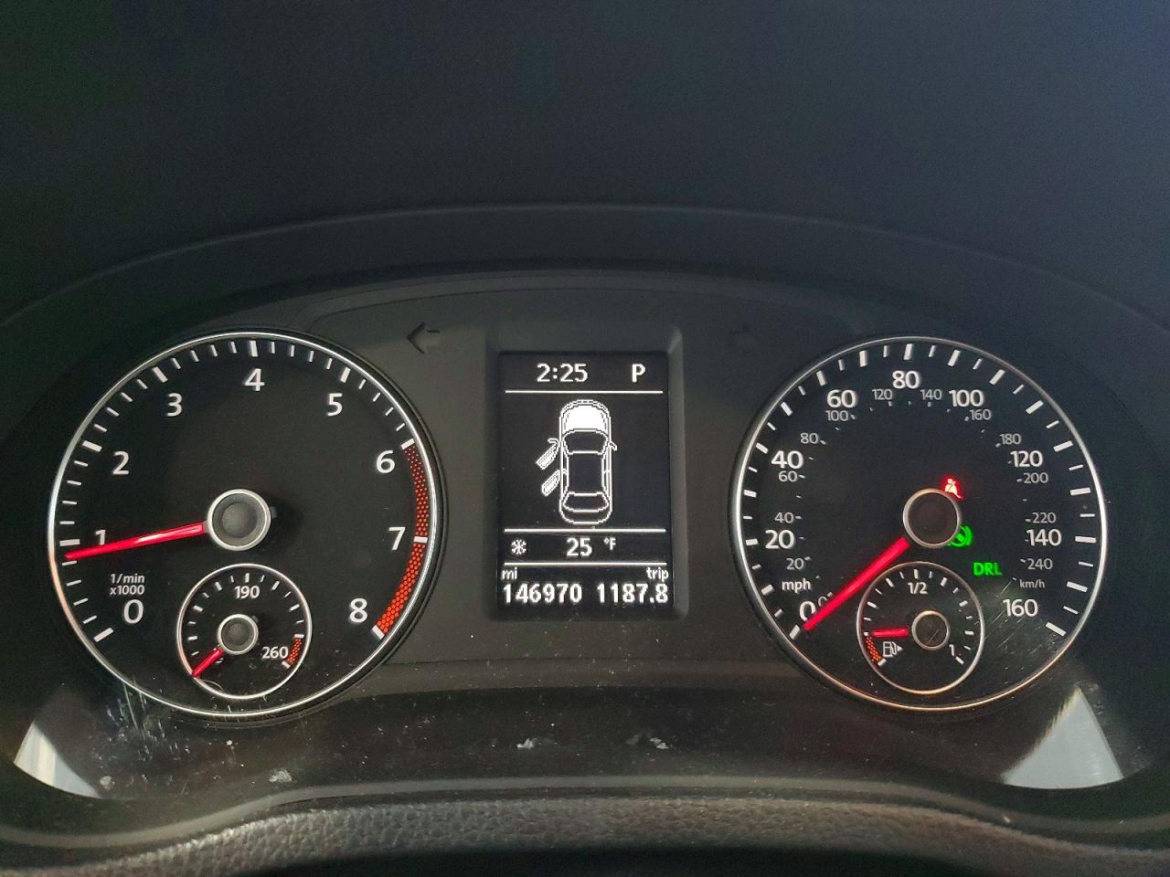 2014 VOLKSWAGEN PASSAT SE photo 9