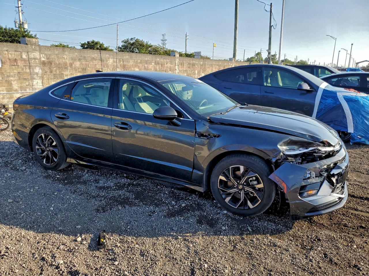 2025 HYUNDAI SONATA SEL photo 4