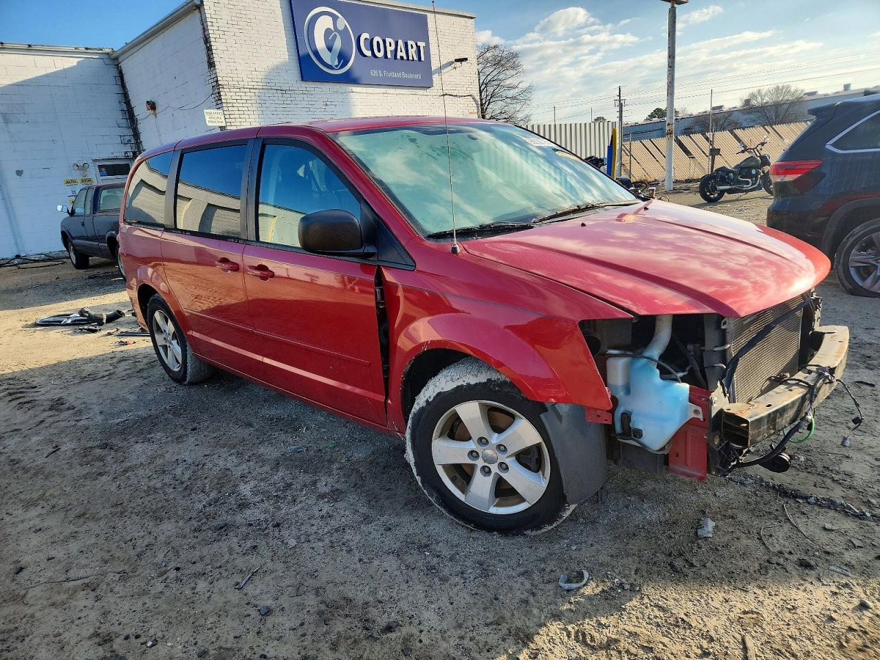 2013 DODGE GRAND CARAVAN SE photo 4