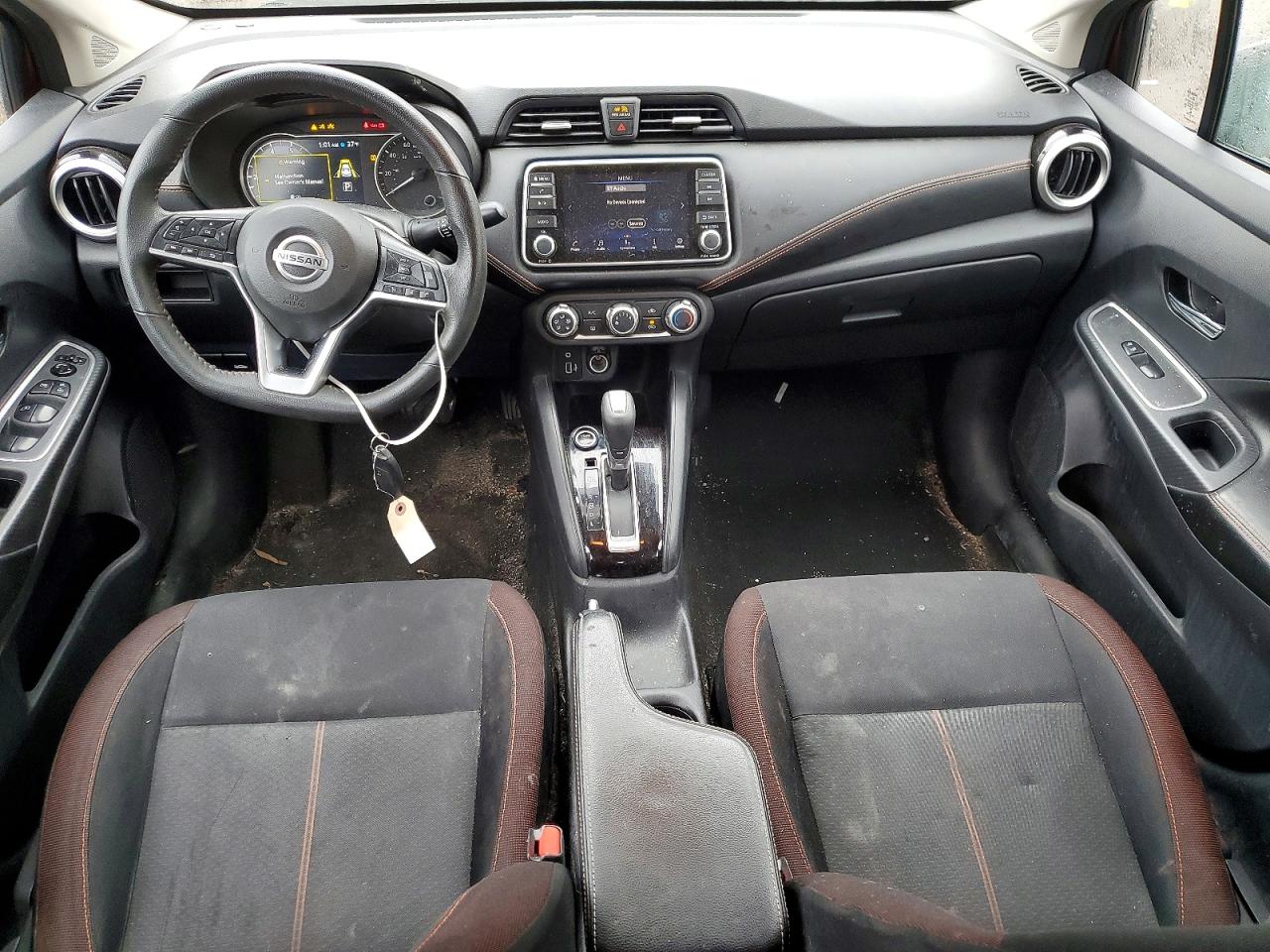 2021 NISSAN VERSA SR photo 8
