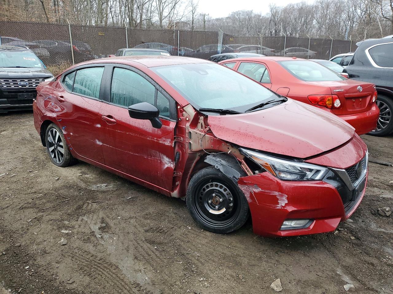 2021 NISSAN VERSA SR photo 4