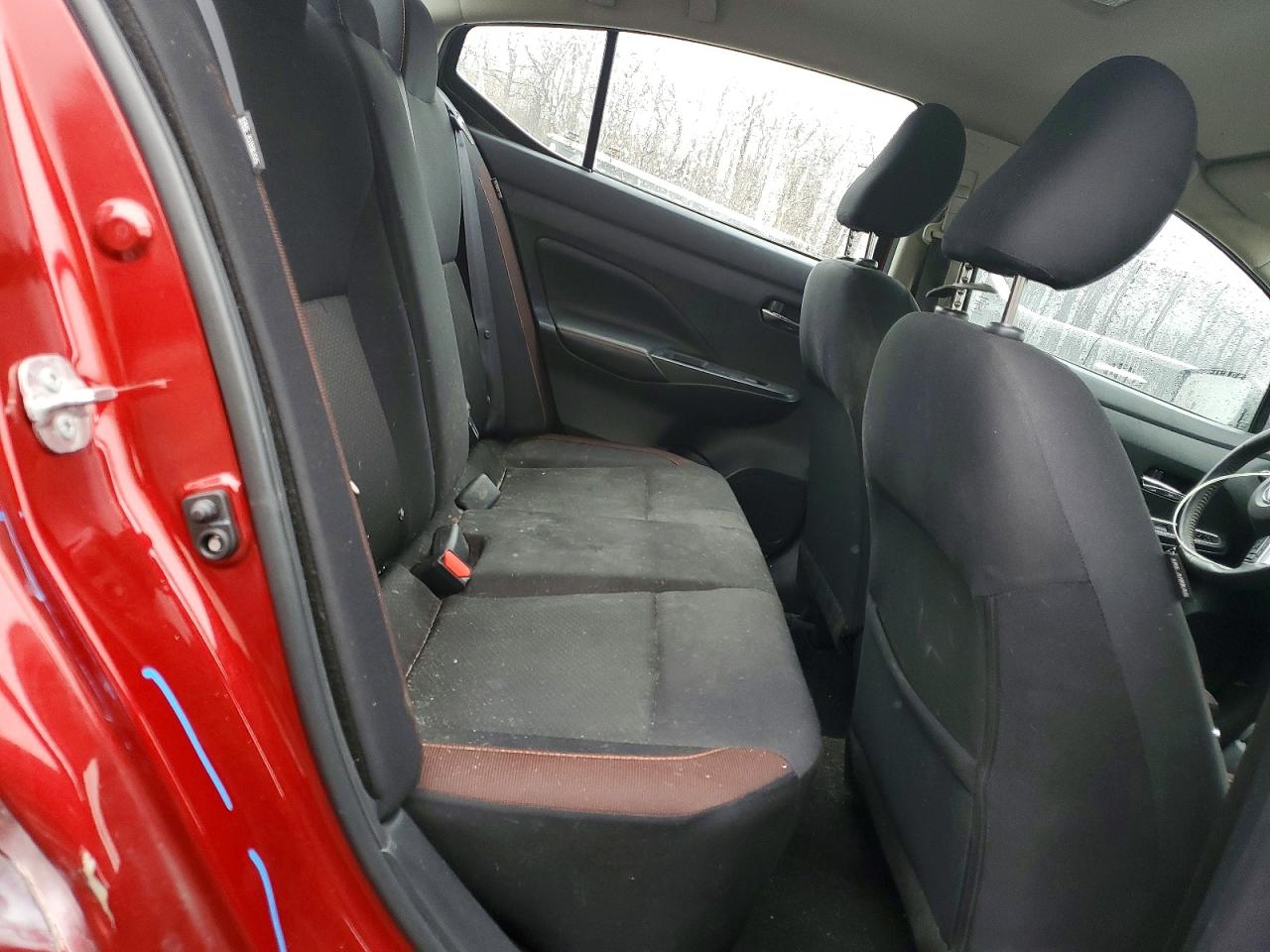 2021 NISSAN VERSA SR photo 10