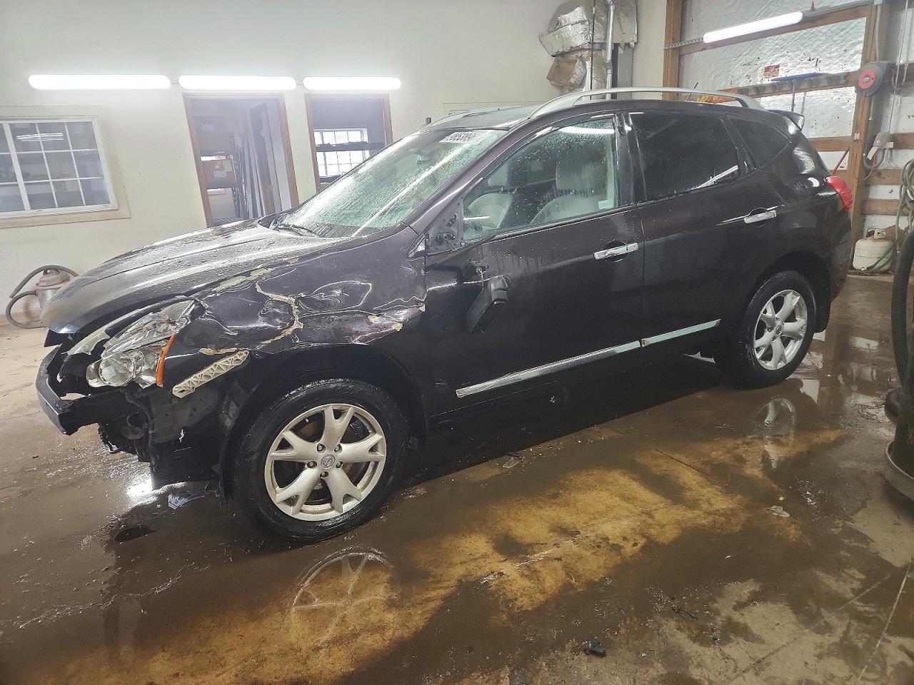 2011 NISSAN ROGUE