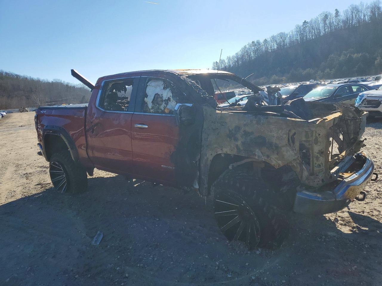 2021 GMC SIERRA K1500 SLT photo 4