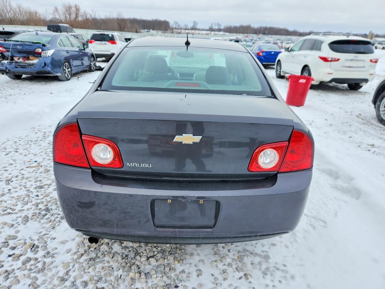 2011 CHEVROLET MALIBU LS photo 6