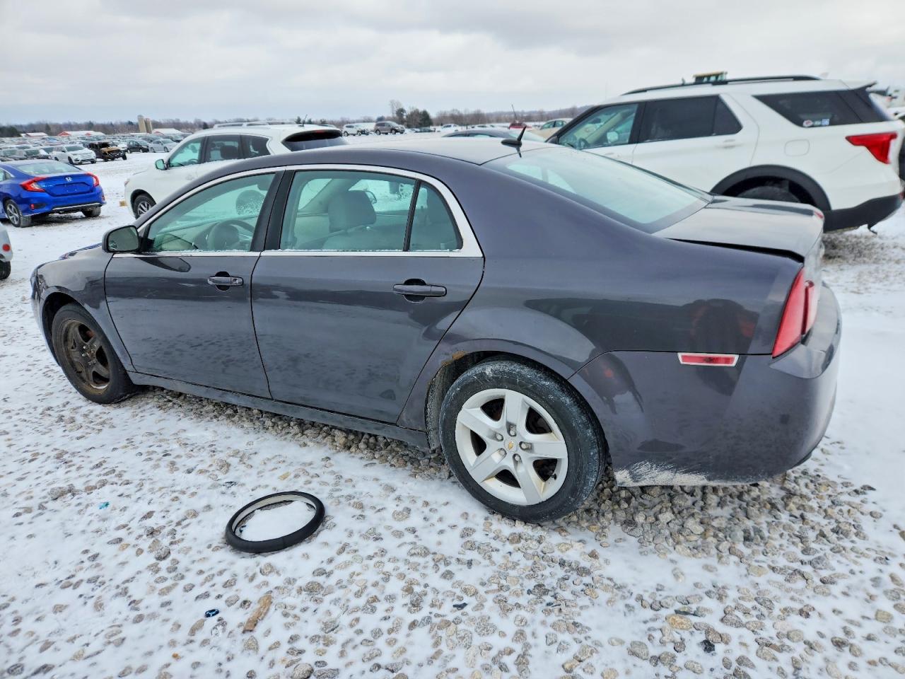 2011 CHEVROLET MALIBU LS photo 2