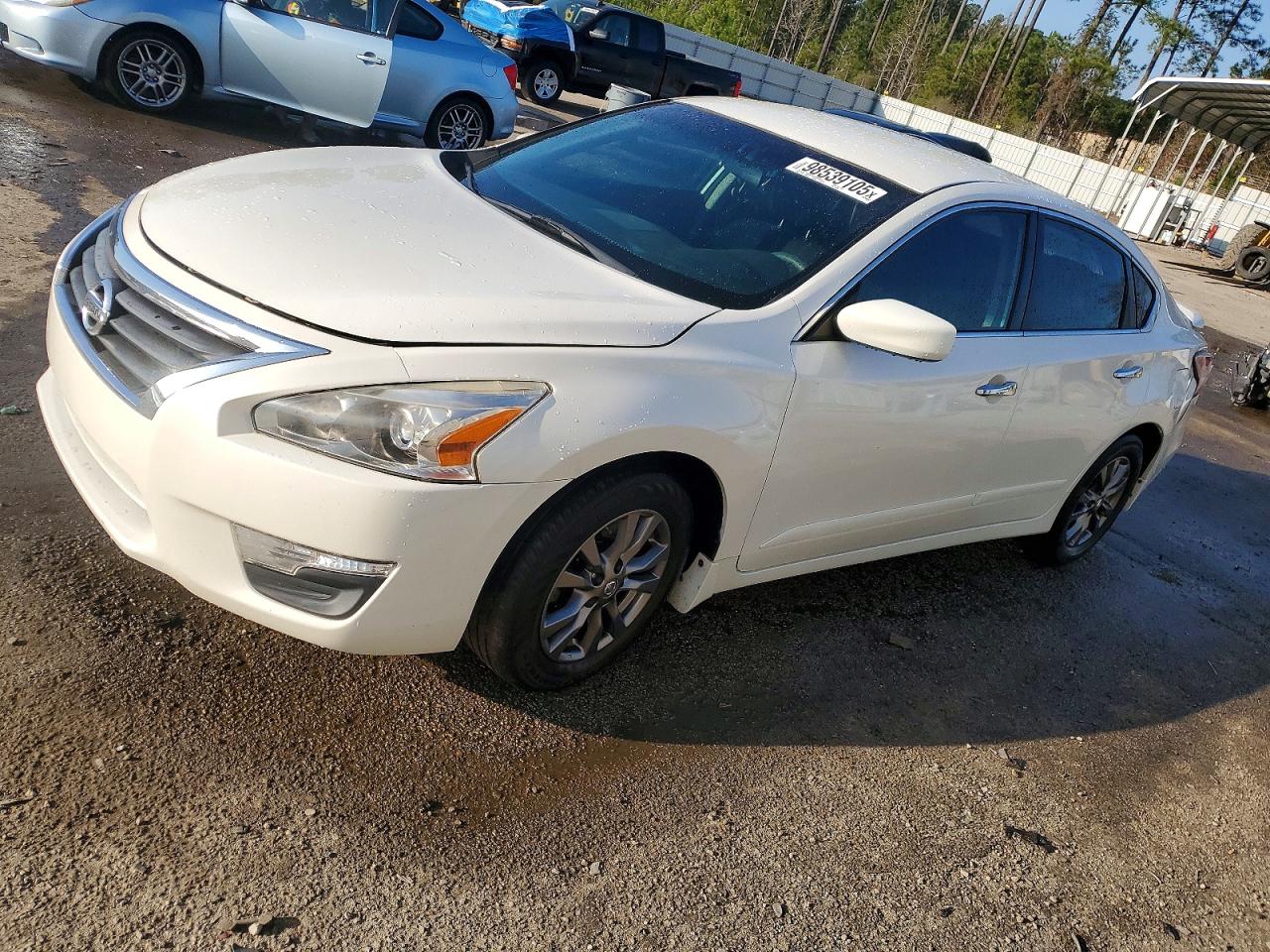 2015 NISSAN ALTIMA