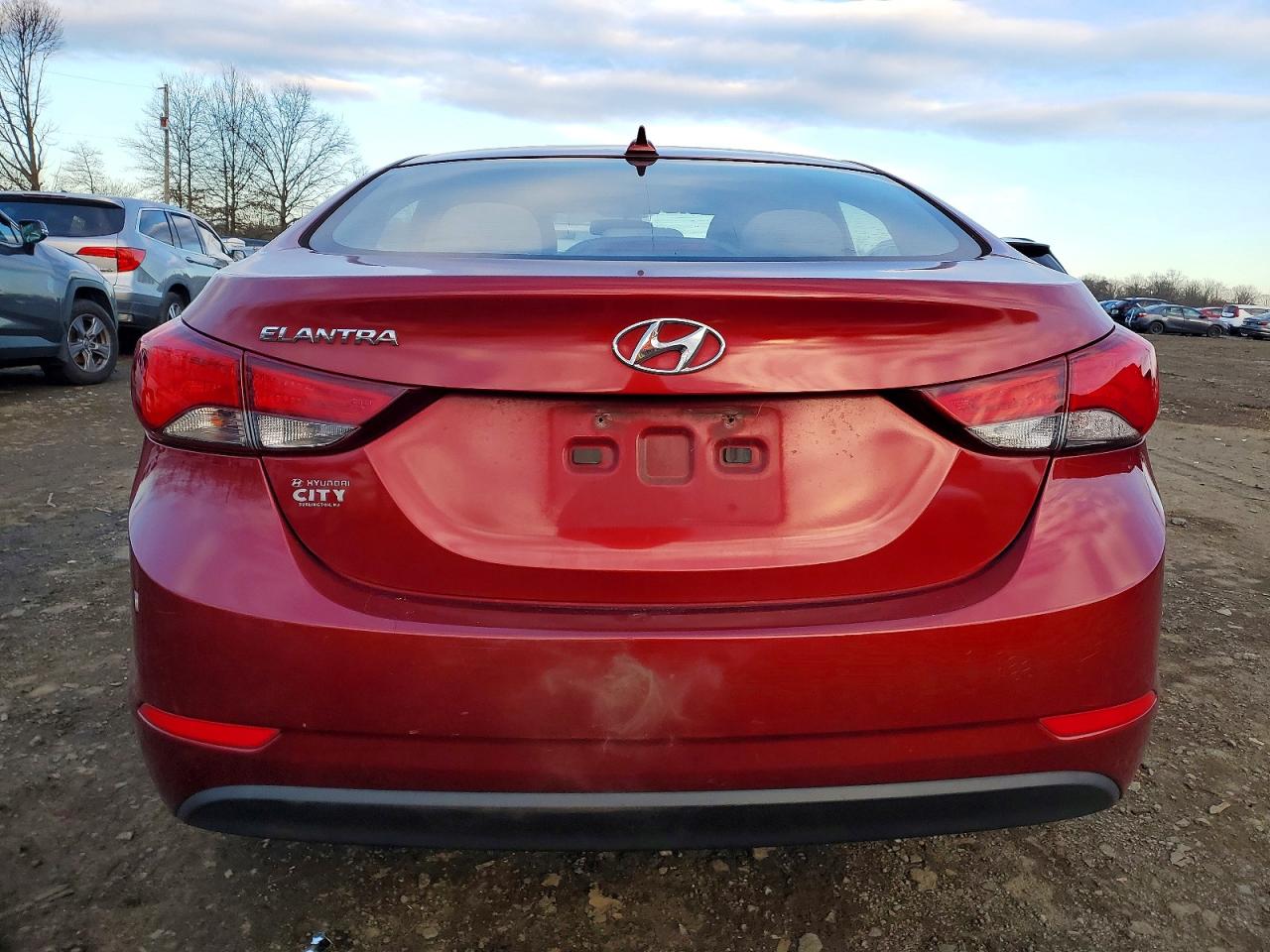 2016 HYUNDAI ELANTRA SE photo 6
