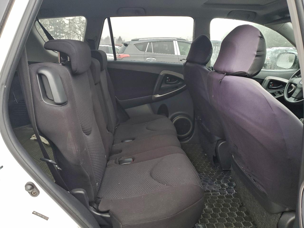 2006 TOYOTA RAV4 SPORT photo 11