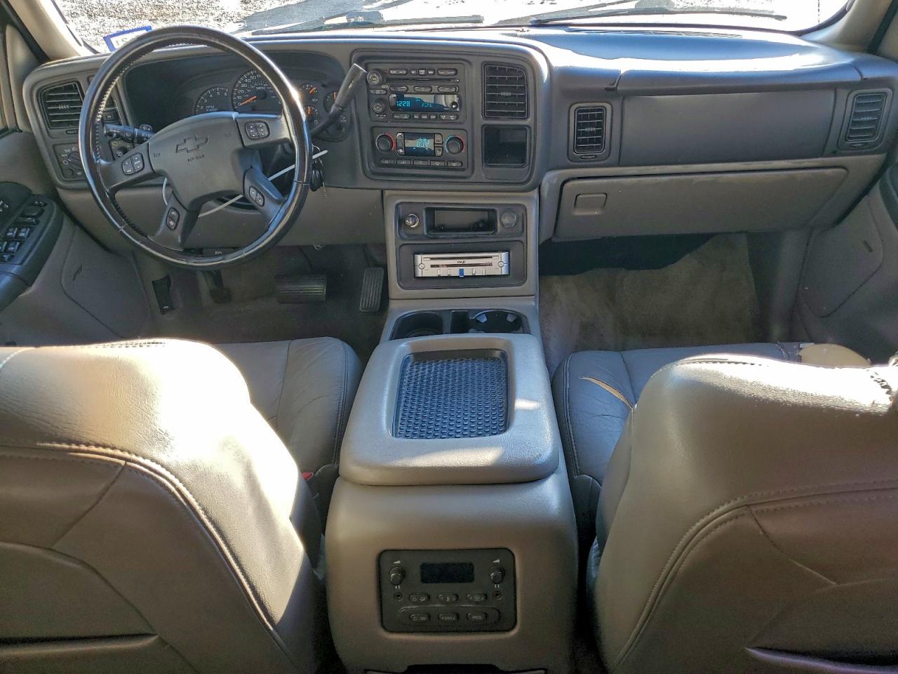 2003 CHEVROLET TAHOE K1500 photo 8