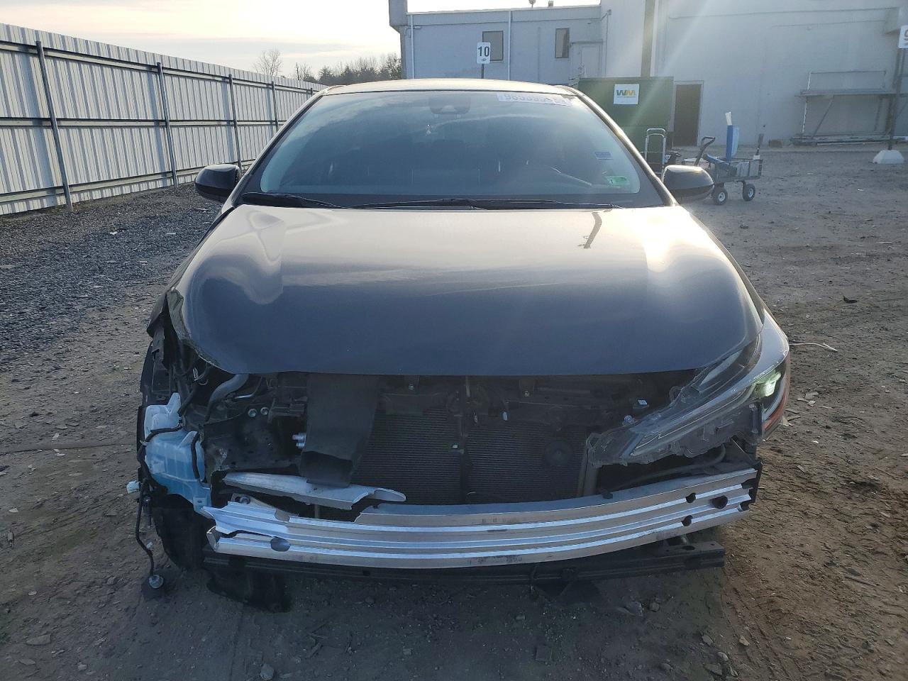 2021 TOYOTA COROLLA LE photo 5
