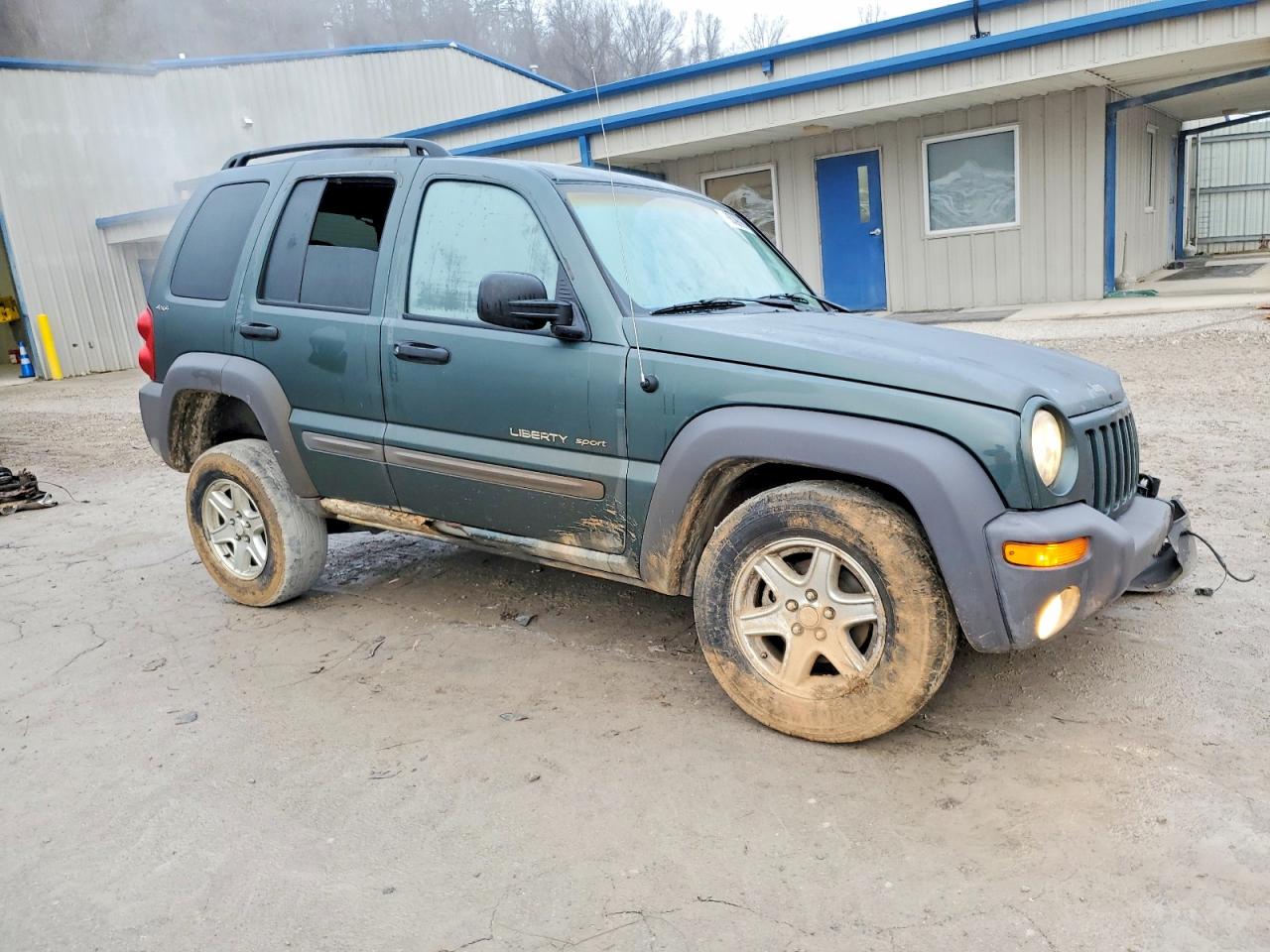 2002 JEEP LIBERTY SPORT photo 4