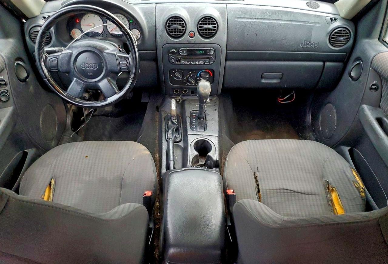 2002 JEEP LIBERTY SPORT photo 8