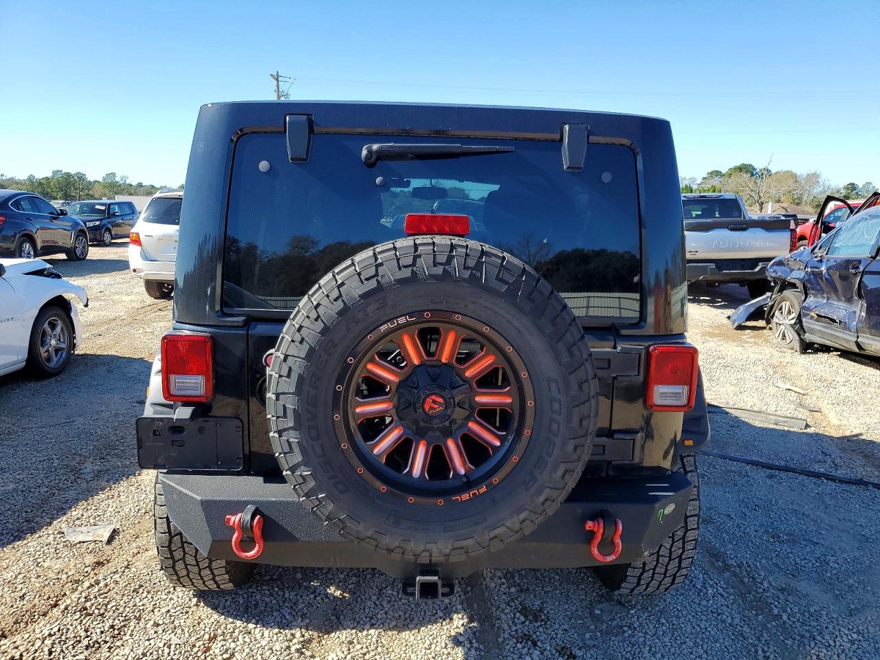 2015 JEEP WRANGLER UNLIMITED SAHARA photo 6