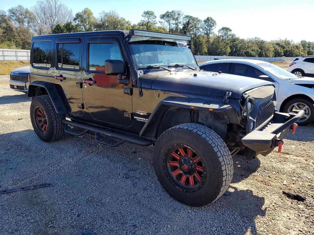 2015 JEEP WRANGLER UNLIMITED SAHARA photo 4