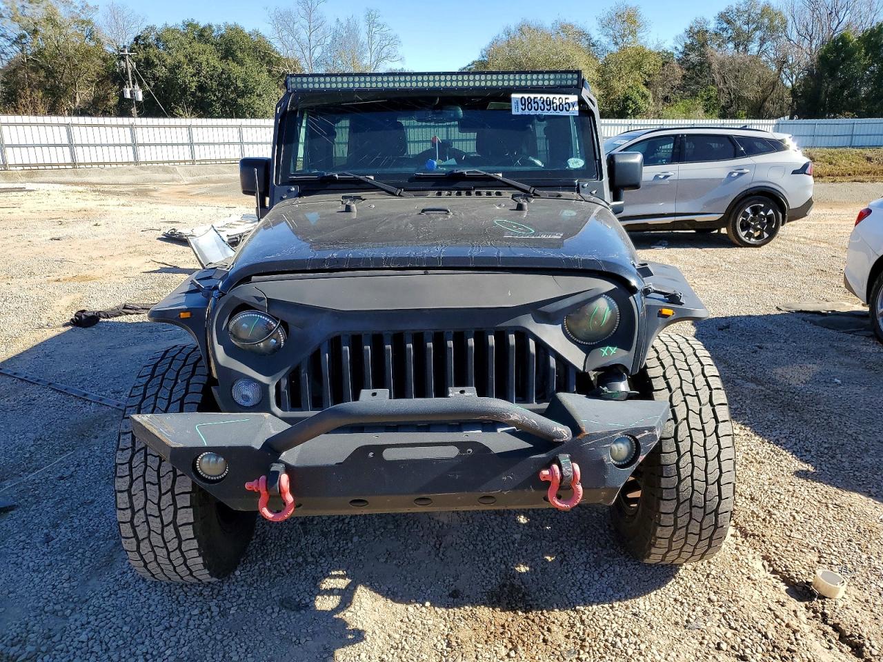 2015 JEEP WRANGLER UNLIMITED SAHARA photo 5