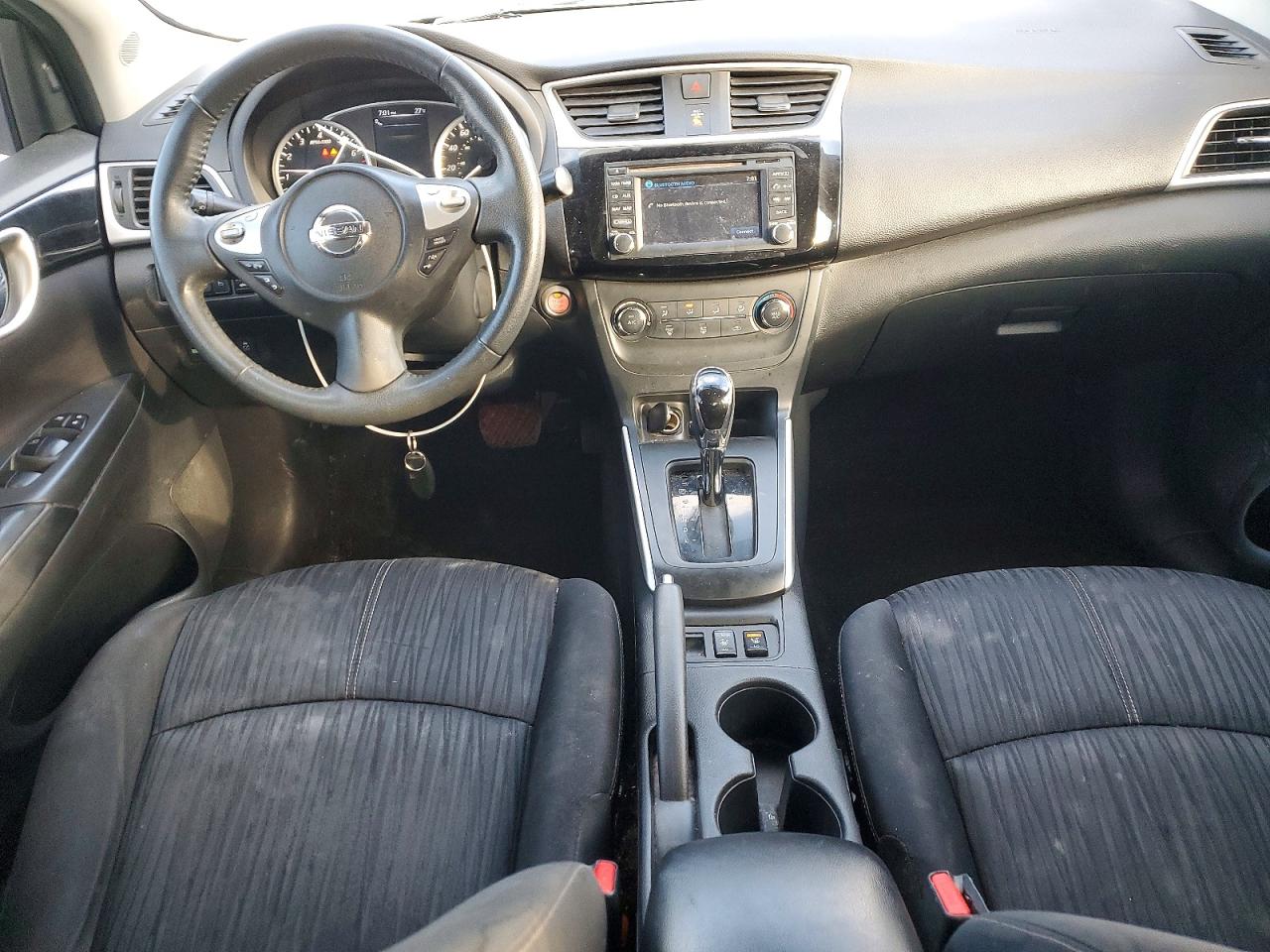 2016 NISSAN SENTRA S photo 8