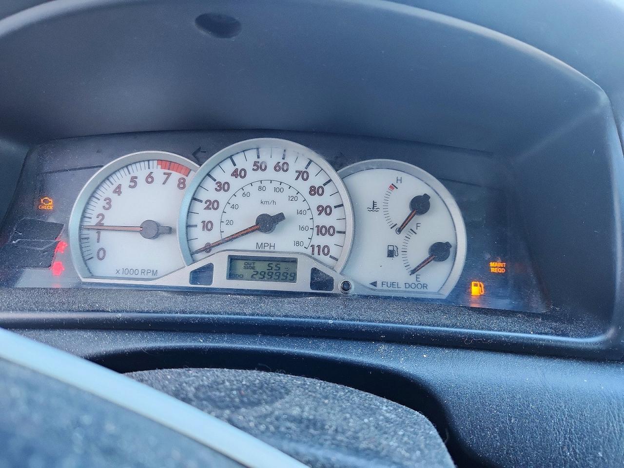 2005 TOYOTA COROLLA CE photo 9