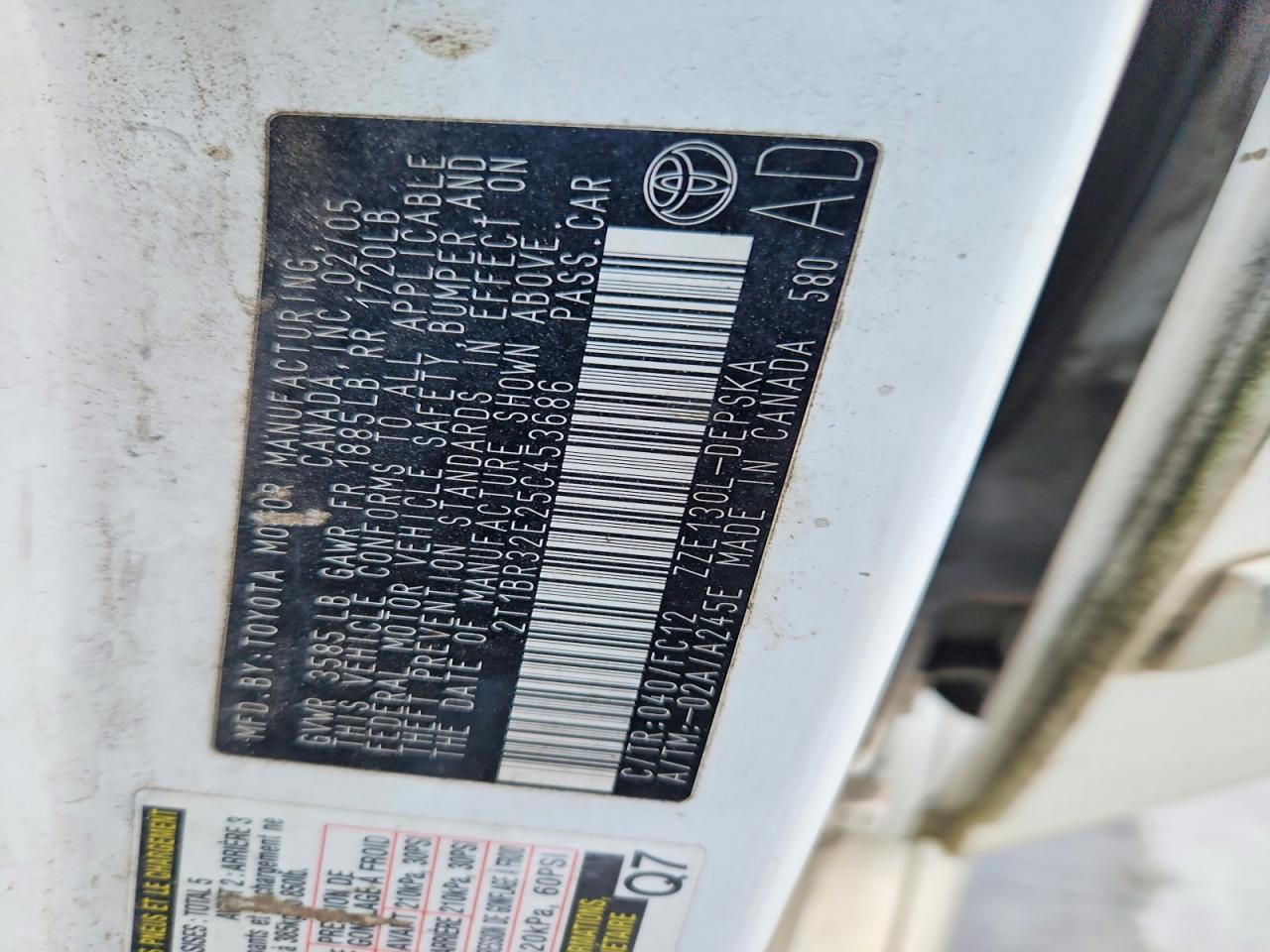 2005 TOYOTA COROLLA CE photo 12