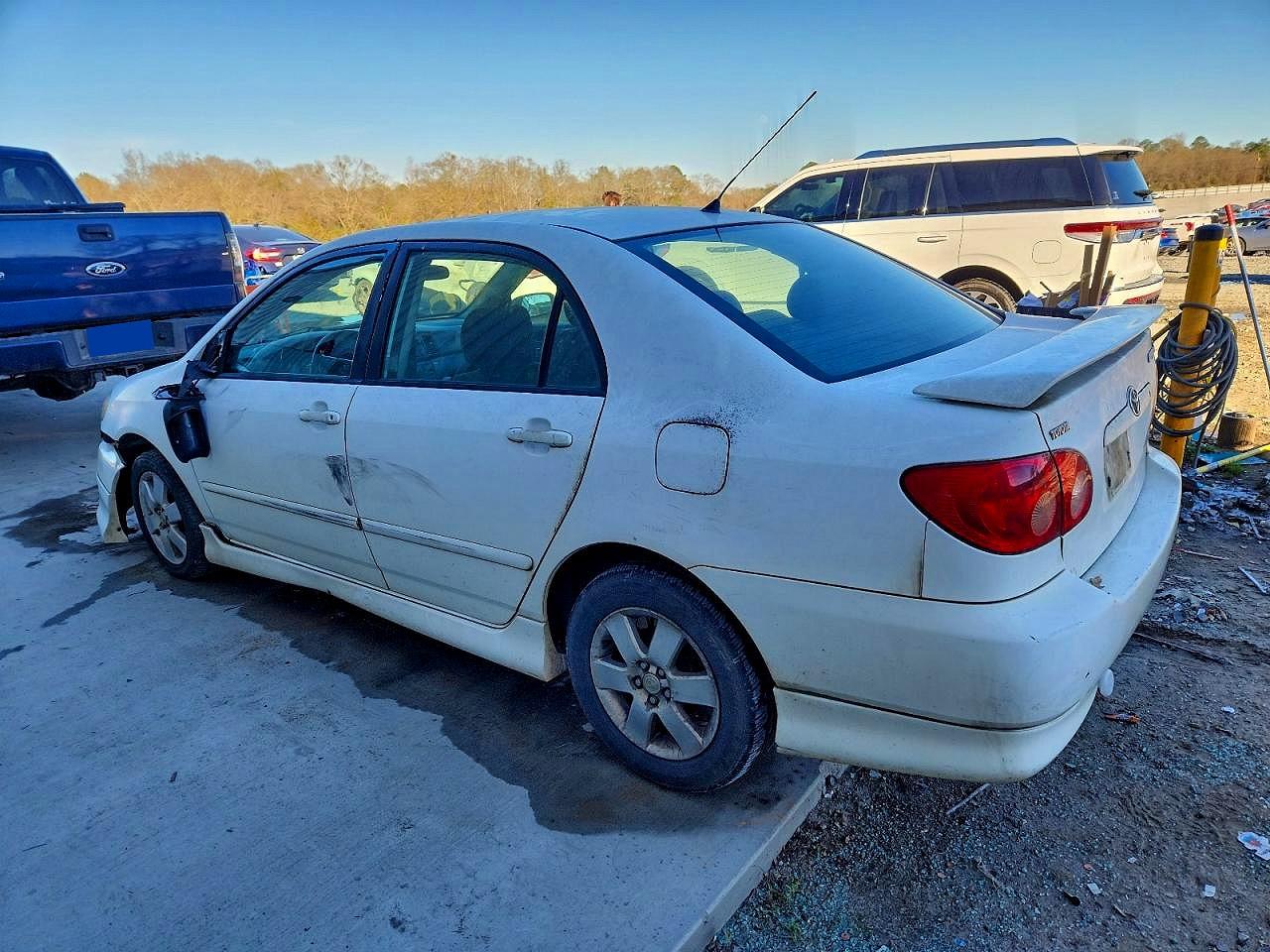 2005 TOYOTA COROLLA CE photo 2