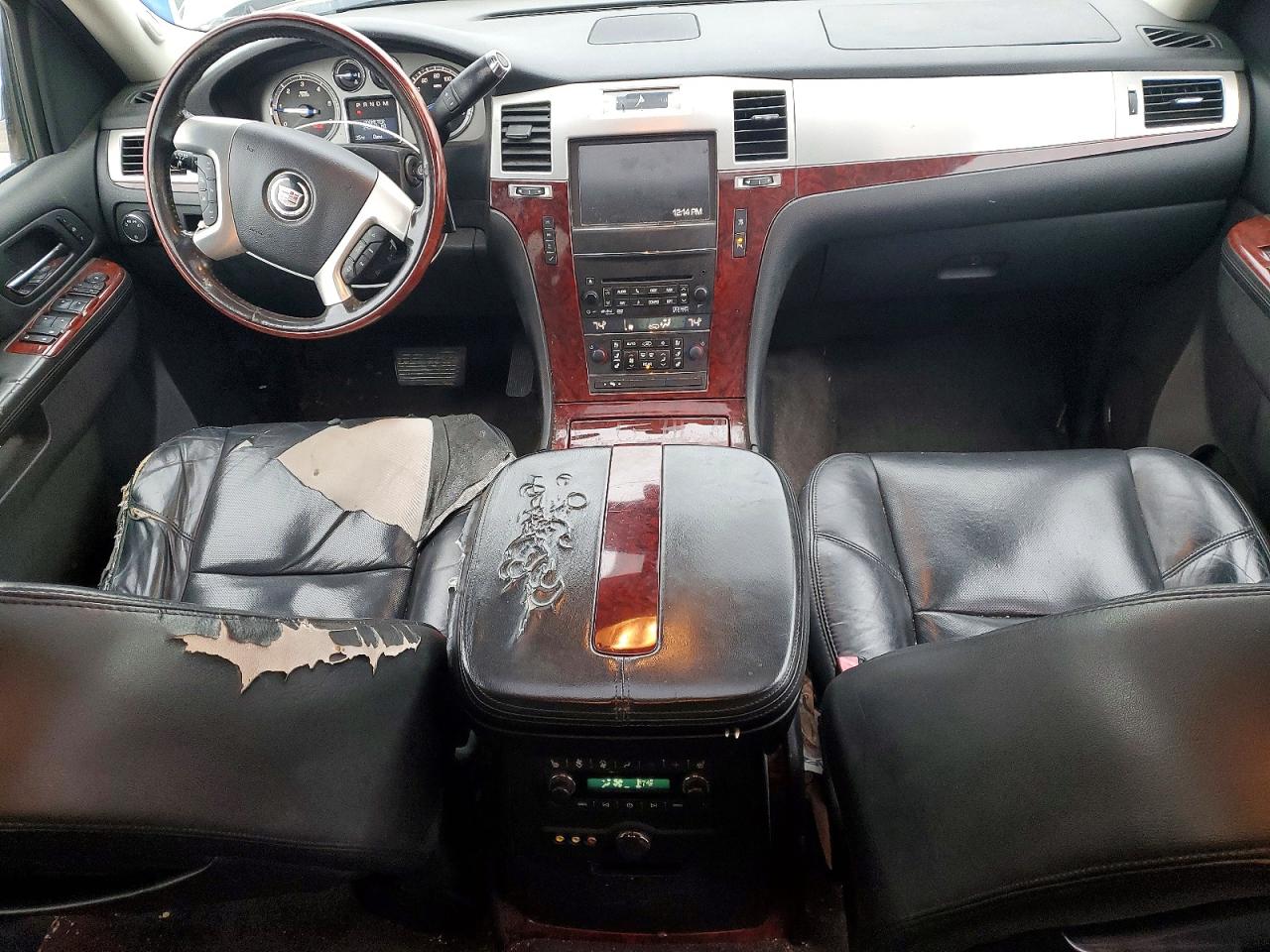 2011 CADILLAC ESCALADE ESV LUXURY photo 8