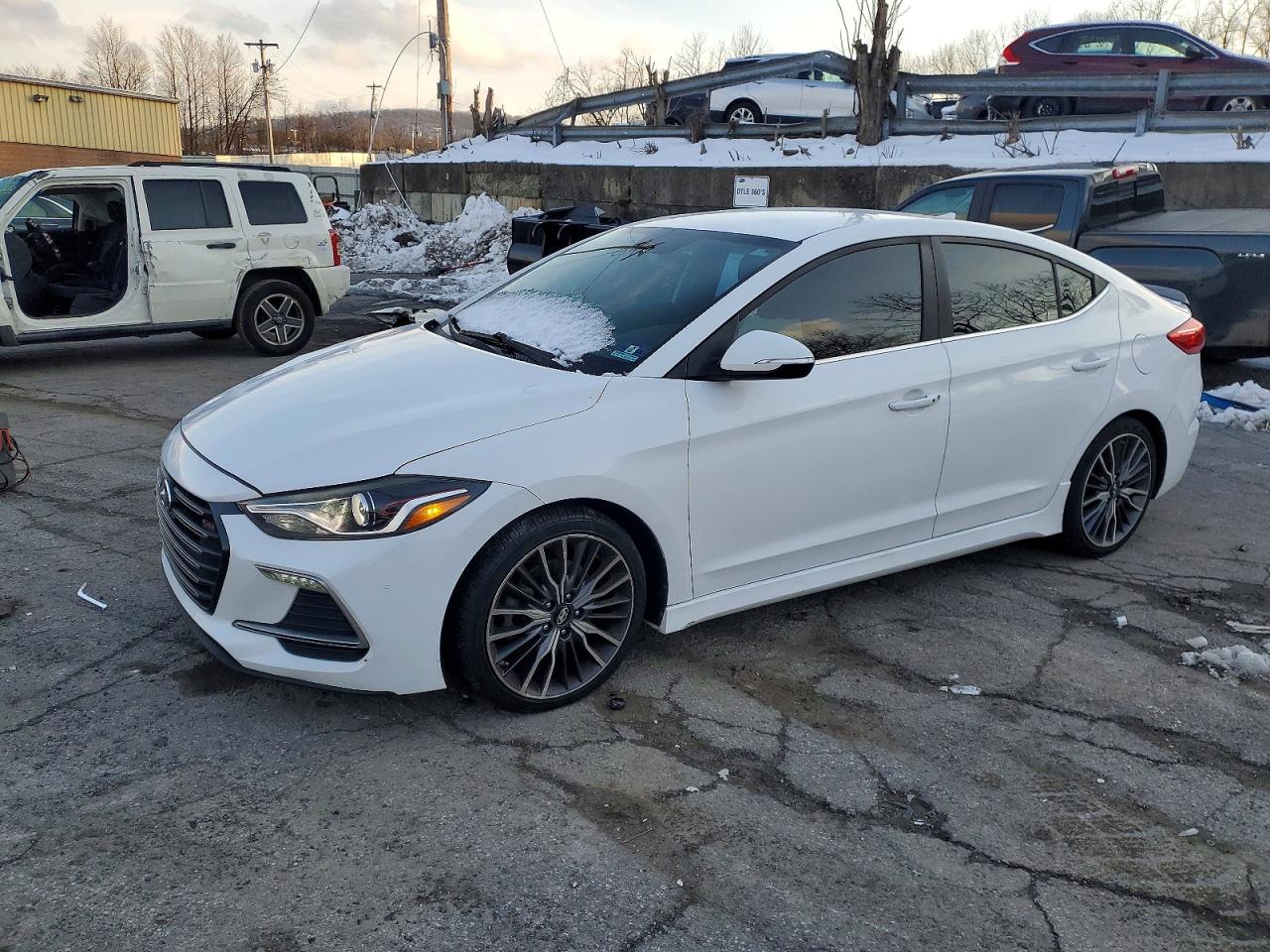 2017 HYUNDAI ELANTRA