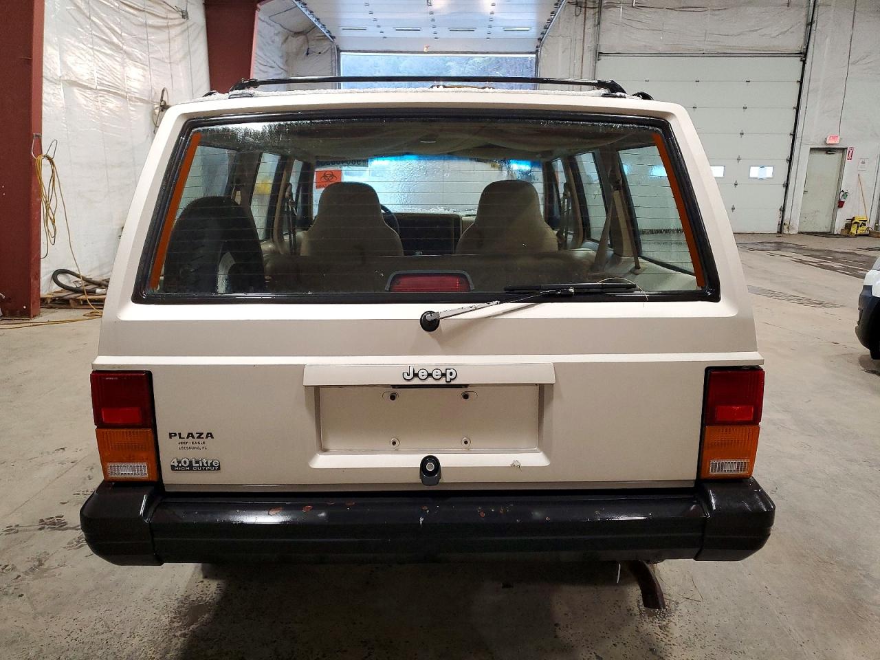 1996 JEEP CHEROKEE SE photo 6