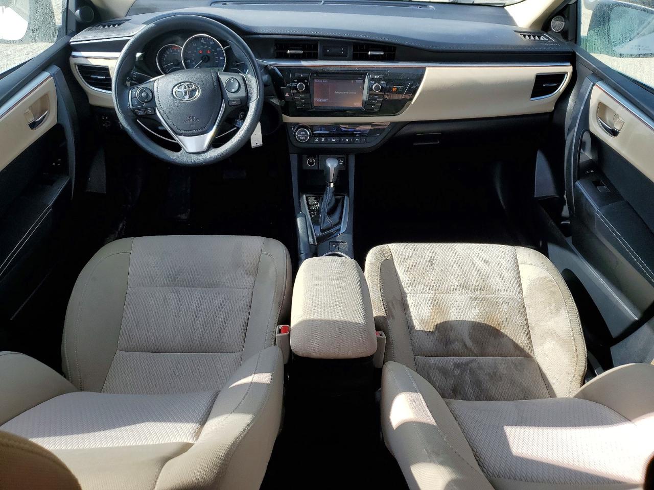 2015 TOYOTA COROLLA L photo 8