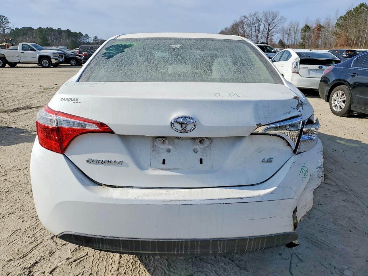 2015 TOYOTA COROLLA L photo 6