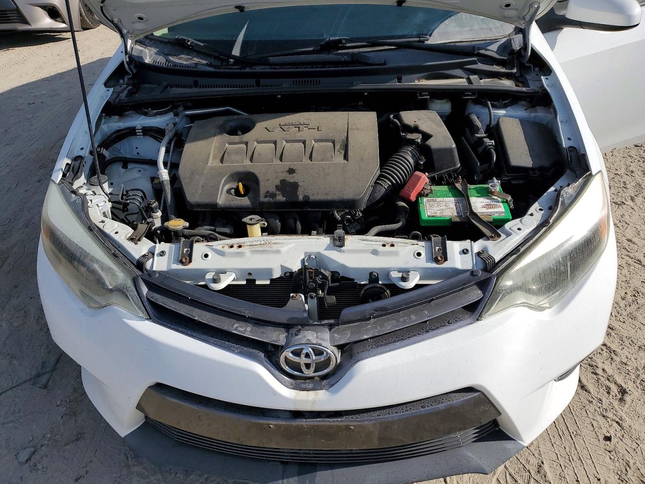 2015 TOYOTA COROLLA L photo 11
