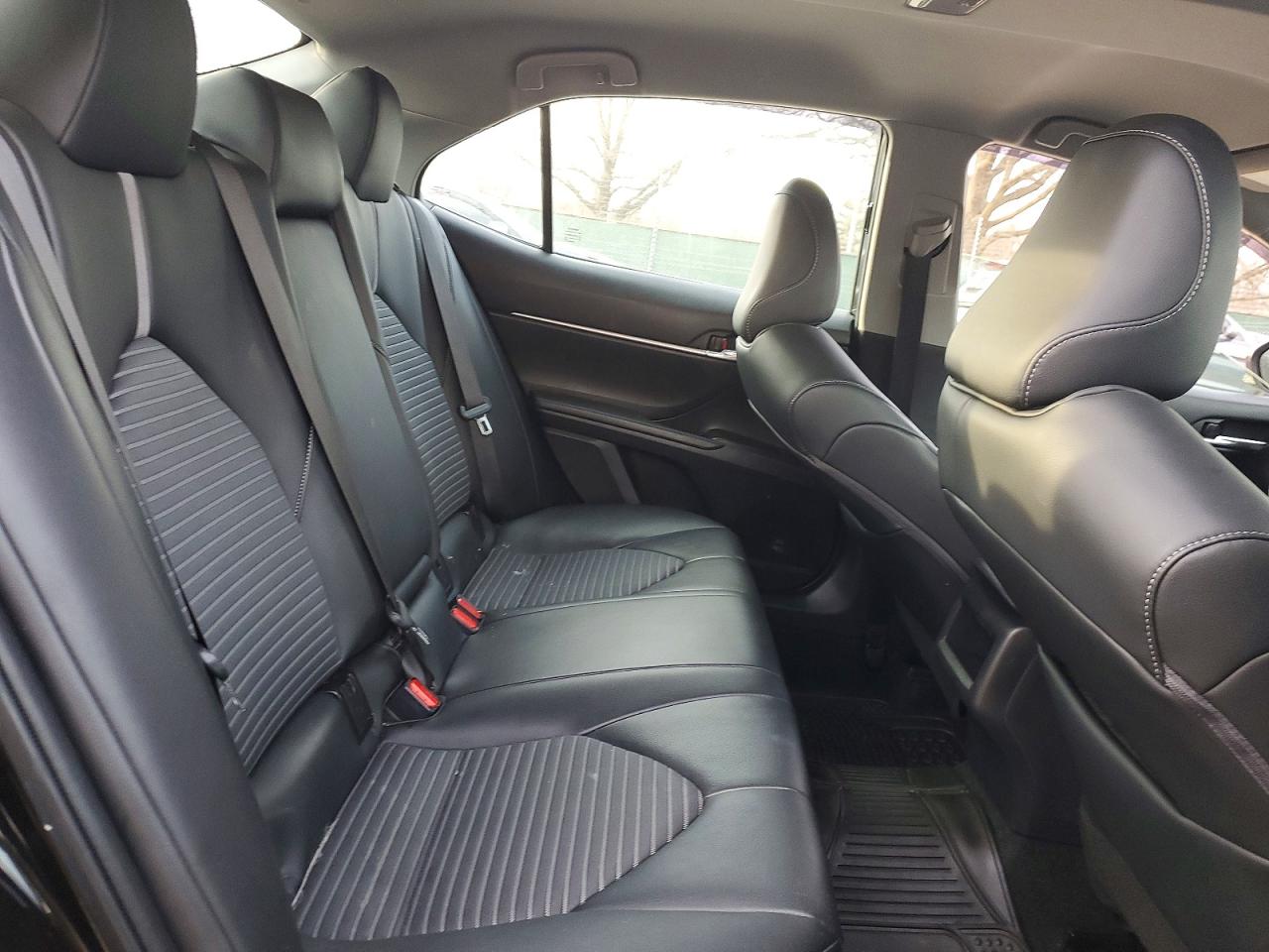 2022 TOYOTA CAMRY SE photo 10