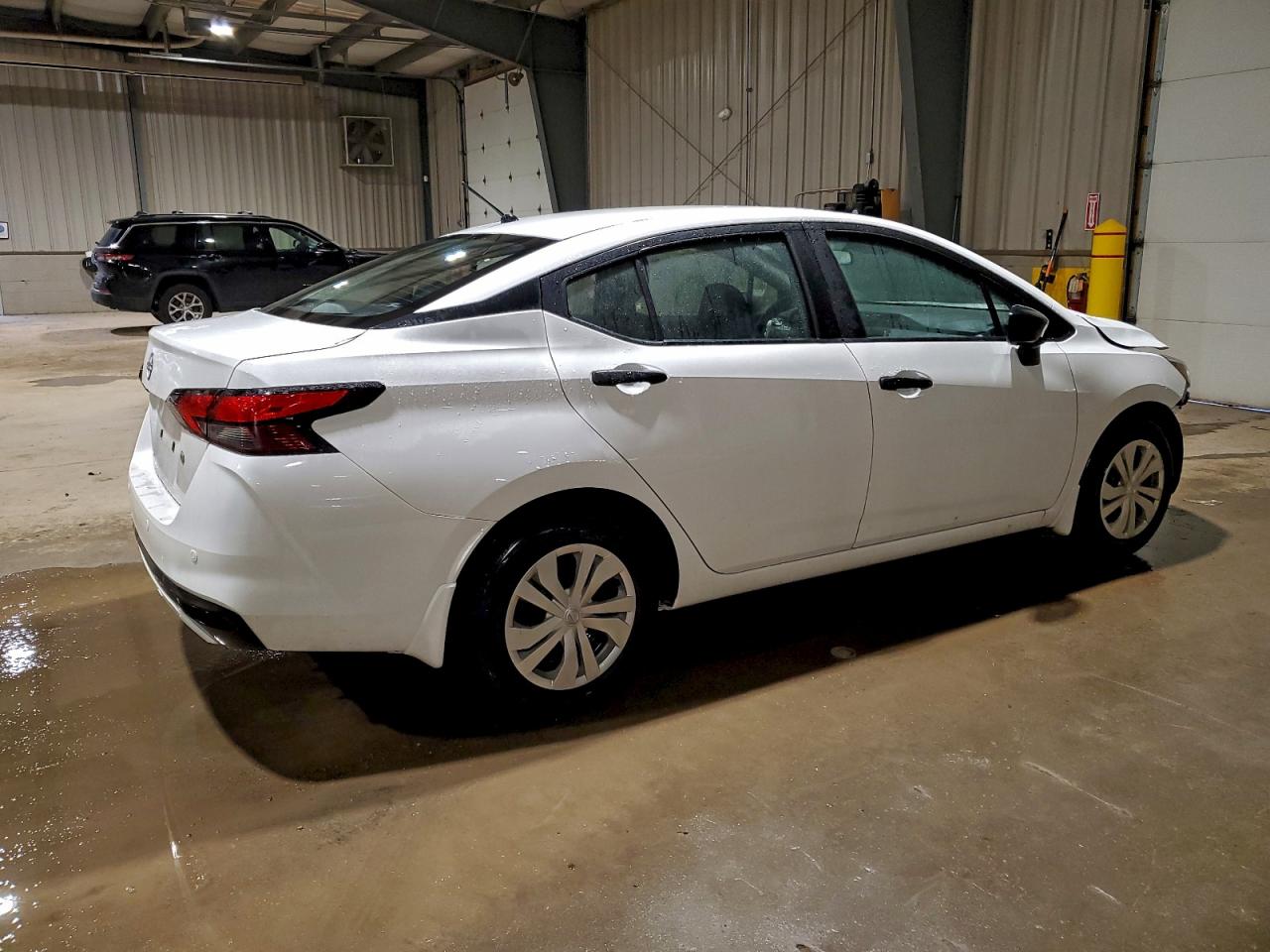 2025 NISSAN VERSA S photo 5