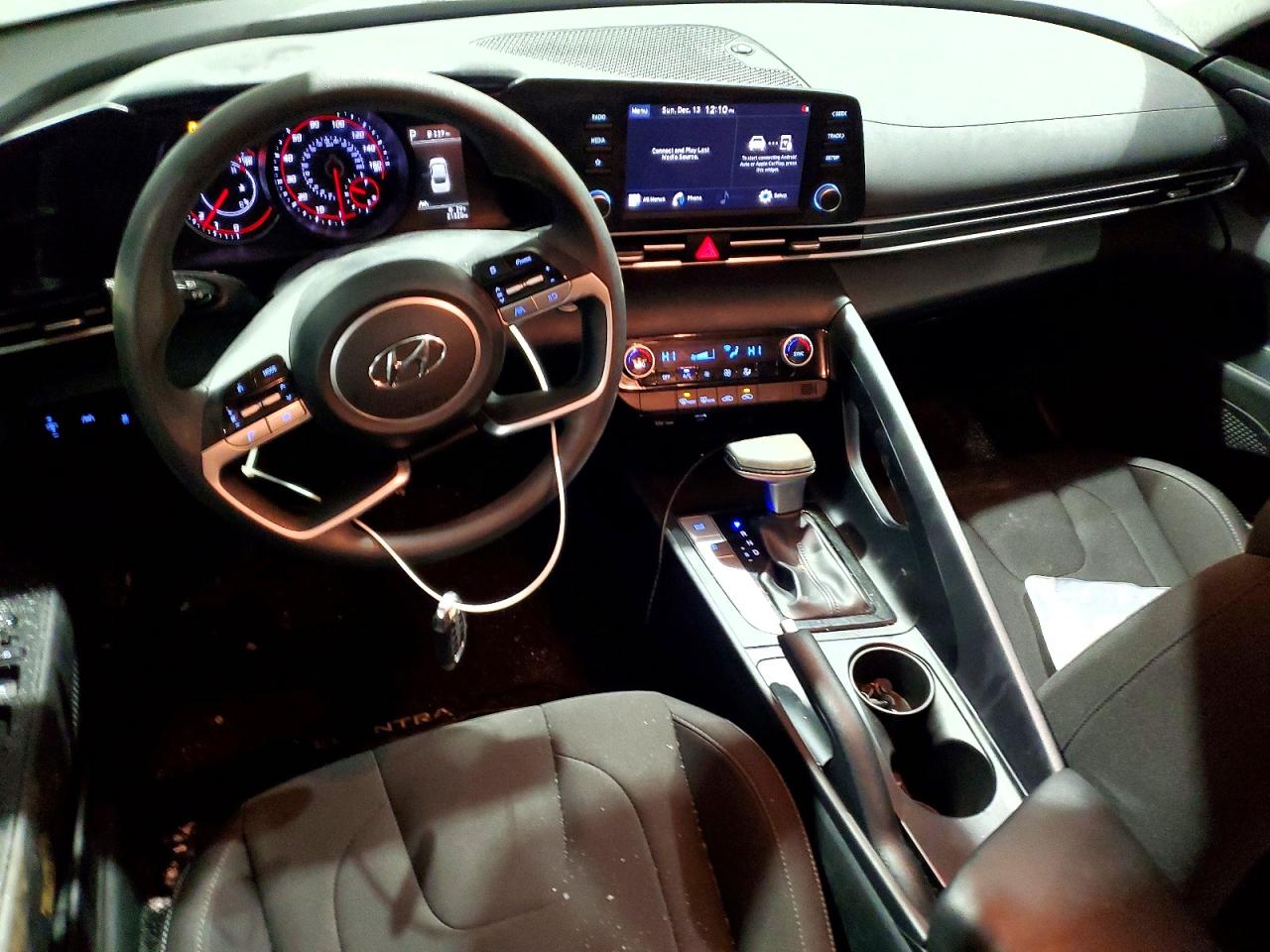 2021 HYUNDAI ELANTRA SEL photo 8