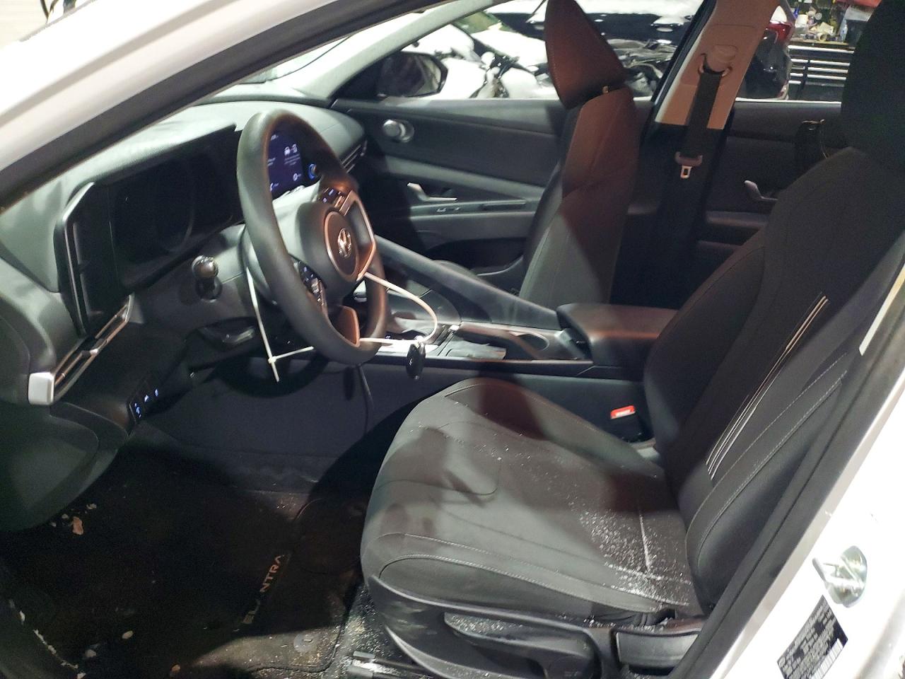 2021 HYUNDAI ELANTRA SEL photo 7