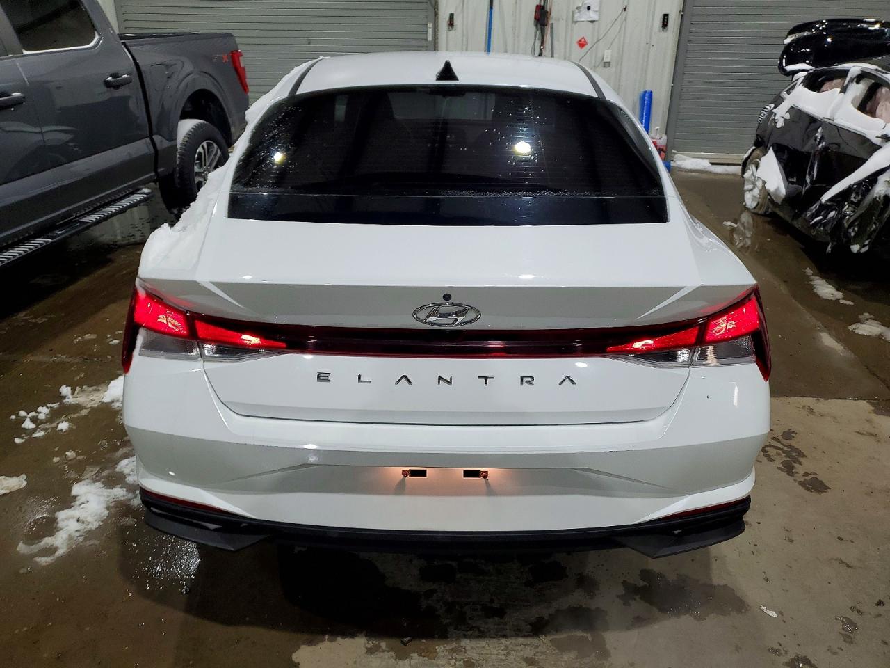 2021 HYUNDAI ELANTRA SEL photo 6