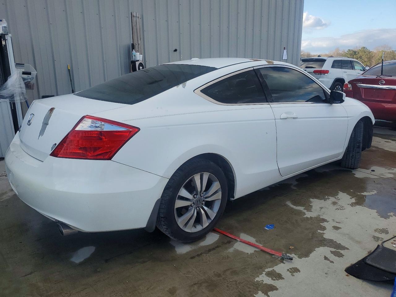 2010 HONDA ACCORD EXL photo 5
