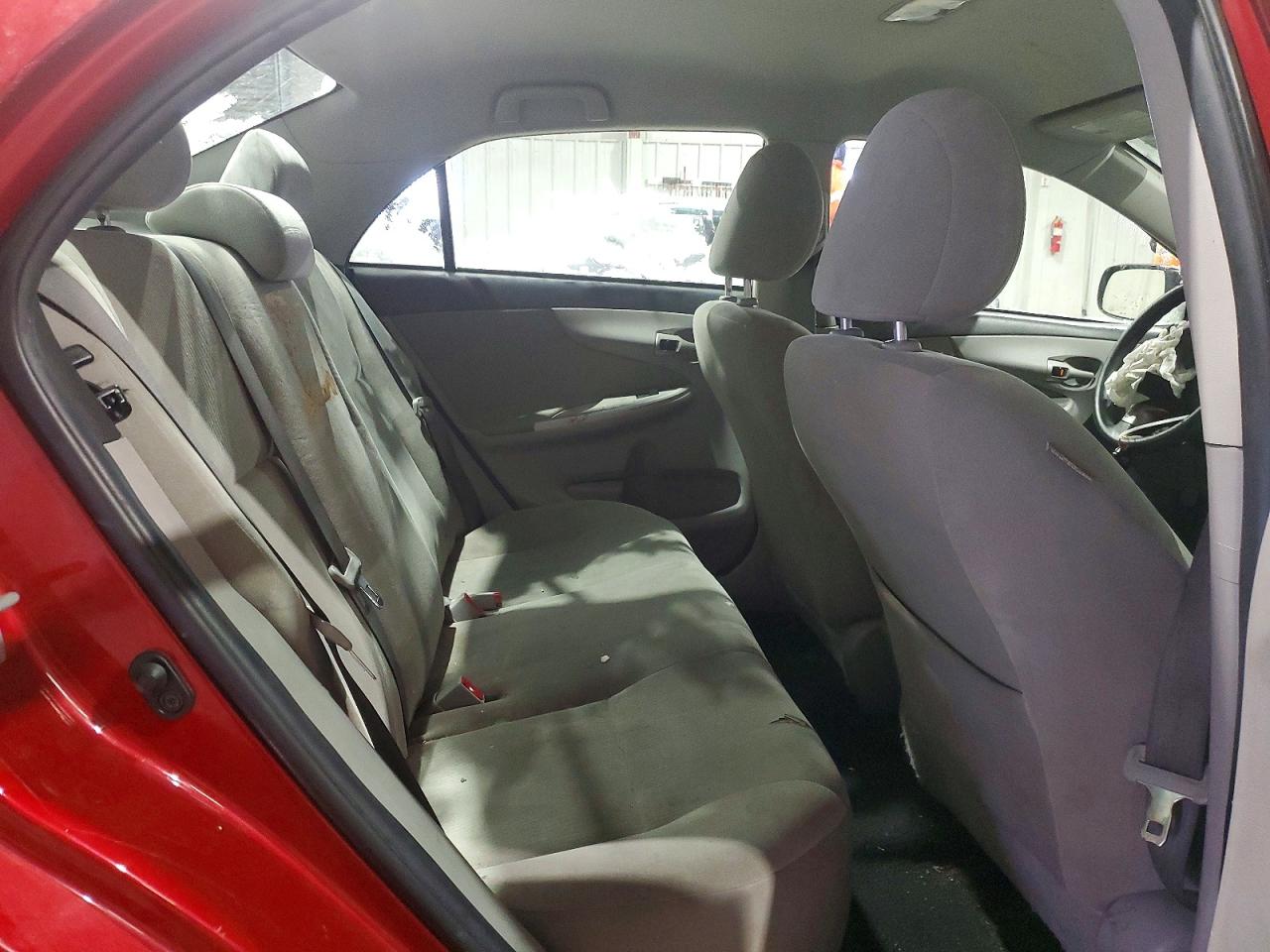 2013 TOYOTA COROLLA BASE photo 10