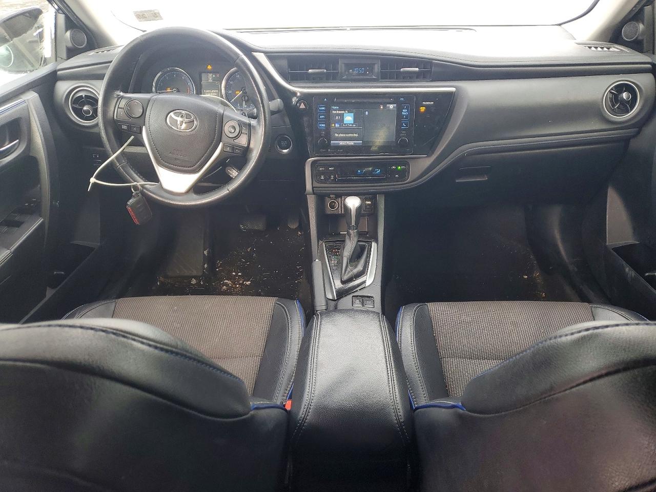 2017 TOYOTA COROLLA L photo 15