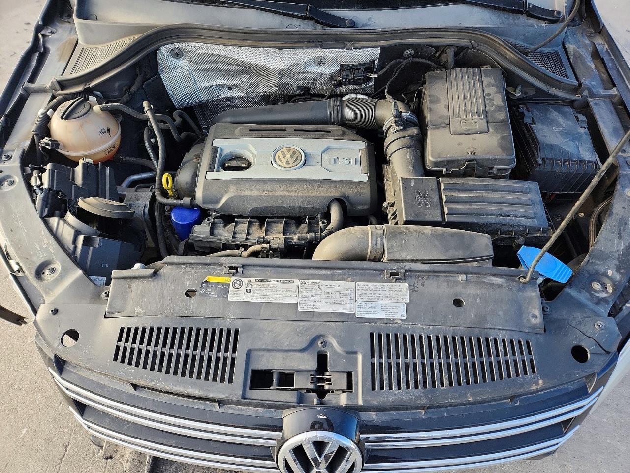 2016 VOLKSWAGEN TIGUAN S photo 23