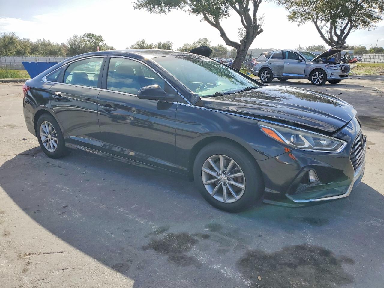 2018 HYUNDAI SONATA SE photo 4