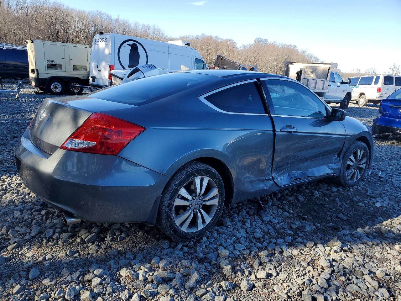 2012 HONDA ACCORD LX photo 3