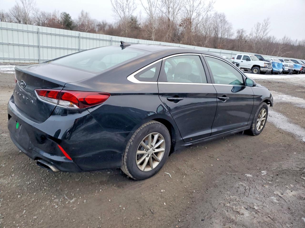 2018 HYUNDAI SONATA SE photo 7