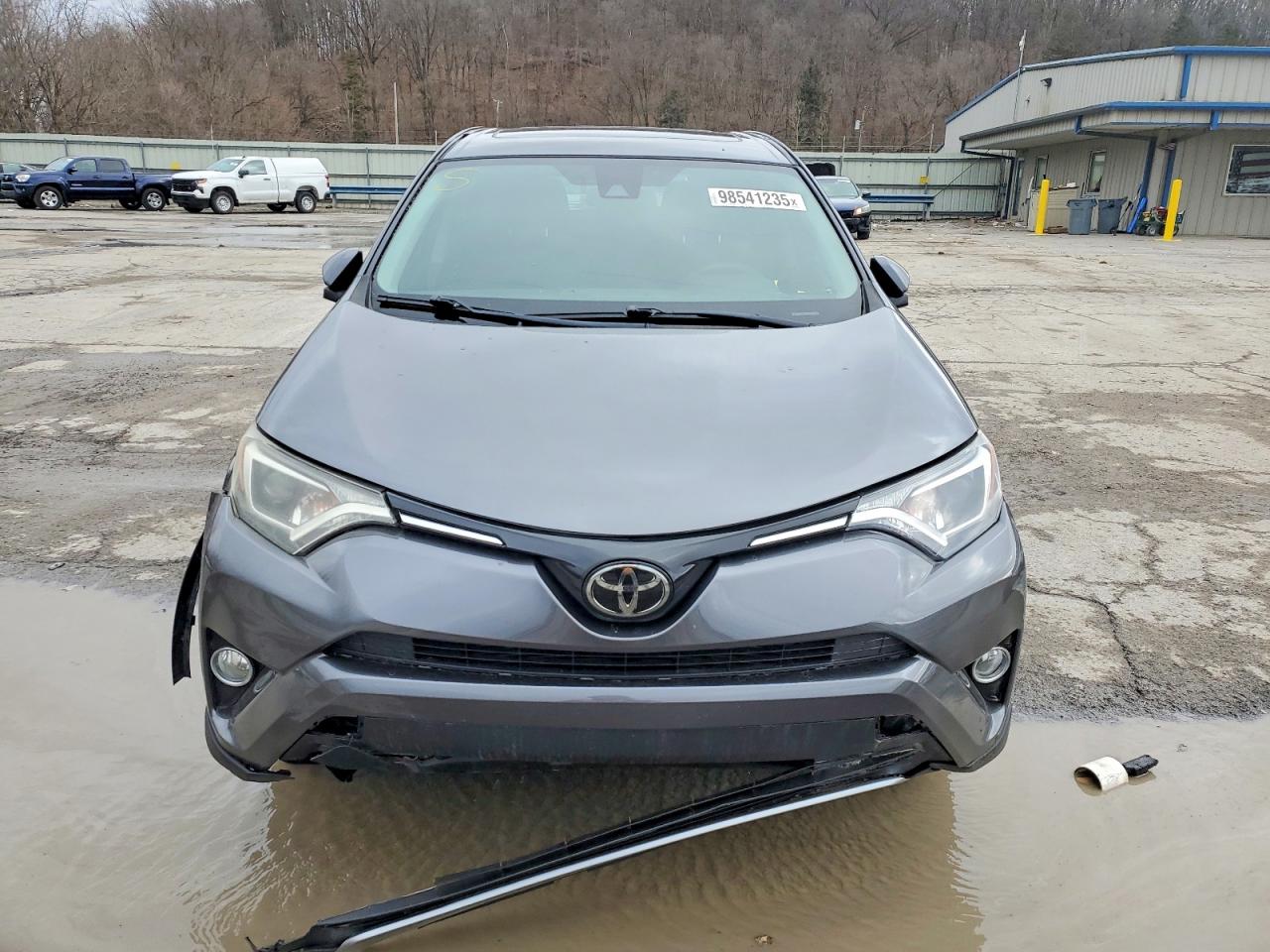 2018 TOYOTA RAV4 ADVENTURE photo 5