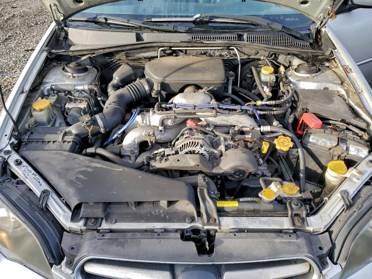 2005 SUBARU LEGACY 2.5I photo 12