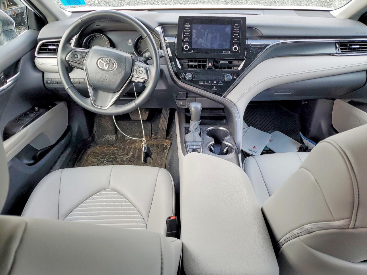 2024 TOYOTA CAMRY SE NIGHT SHADE photo 8